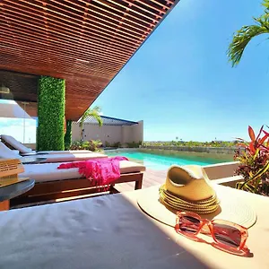 sofia-boutique-condos-by-bunik.allrivieramayahotels.com/